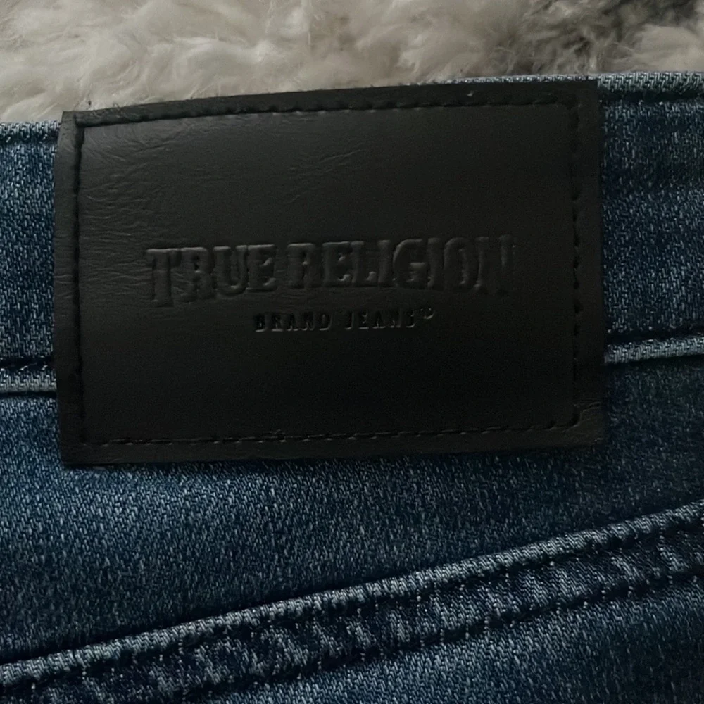 JENNIE MID RISE CURVY SKINNY JEAN - Picture 9 of 12